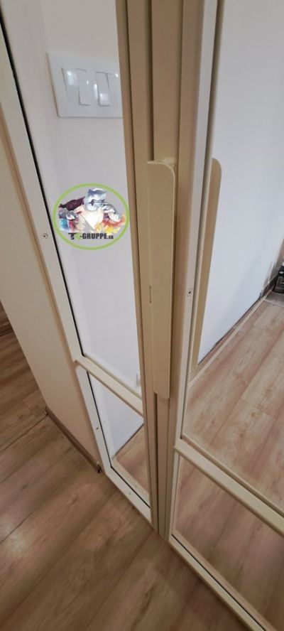 madlo kovových dverí, Žilina - Rosina
