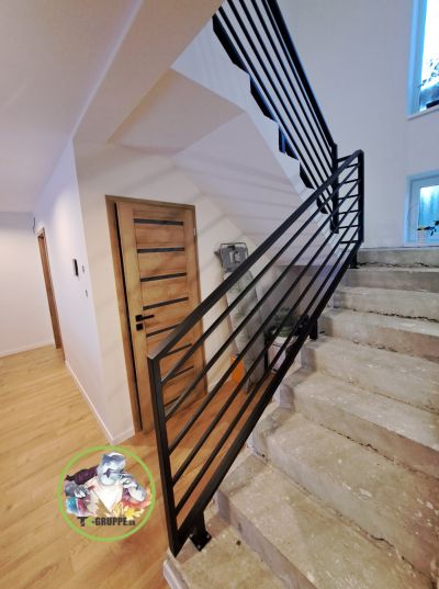 kovové zábradlie, Divinka