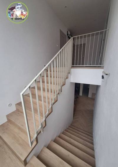 kovové zábradlie na schodisko, Trenčín