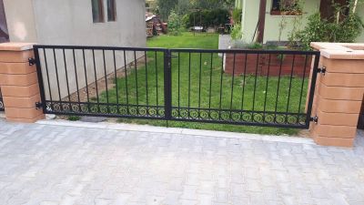 Otváravá brána Bytča
