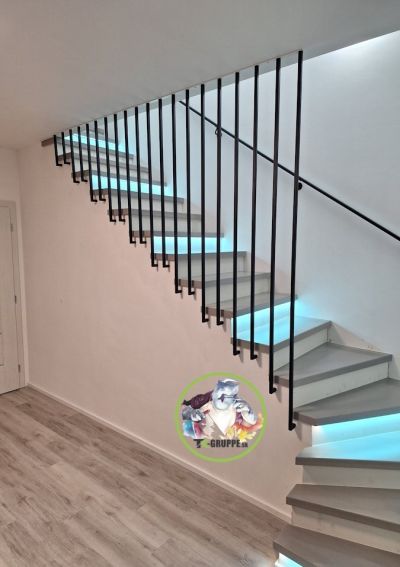 vertikálne zábradlie a madlo, Mojš