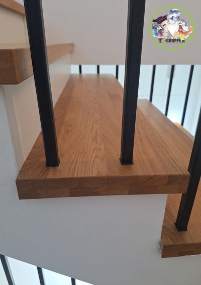 detail kotvenia vertikálneho zábradlia, Hrubá Borša
