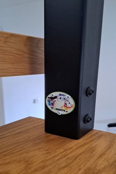 detail kotvenia zábradlia na schodnici, Partizánske