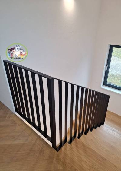 kovové zábradlie na schodisko, Most pri Bratislave