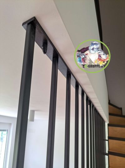 detail vrchného kotvenia vertikálneho zábradlia, Bytčica